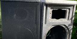 This loudspeaker is made from recycled plastic