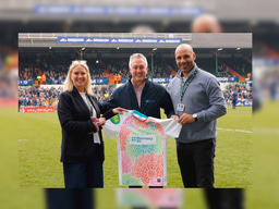 P2U sponsor special edition Leicester Tigers rugby shirt