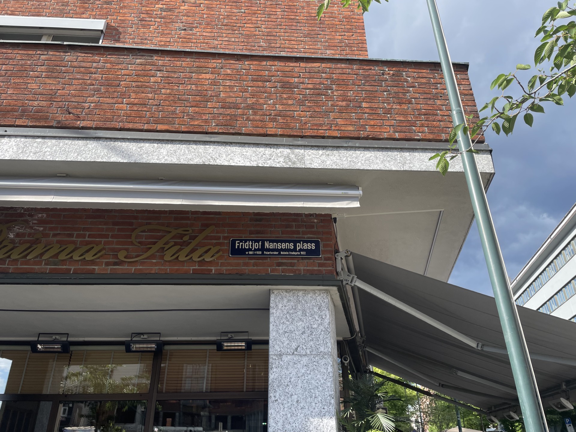 Fridtjof Nansens plass, June 2024. Photo taken by the author. 