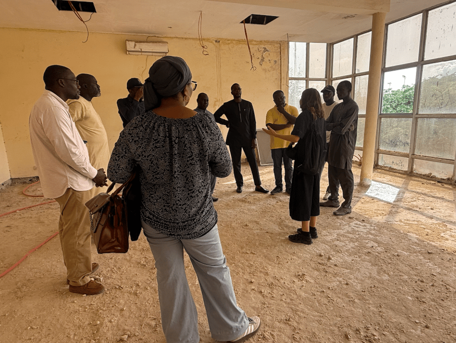 Visit to site of Maison des arts visuels in Dakar