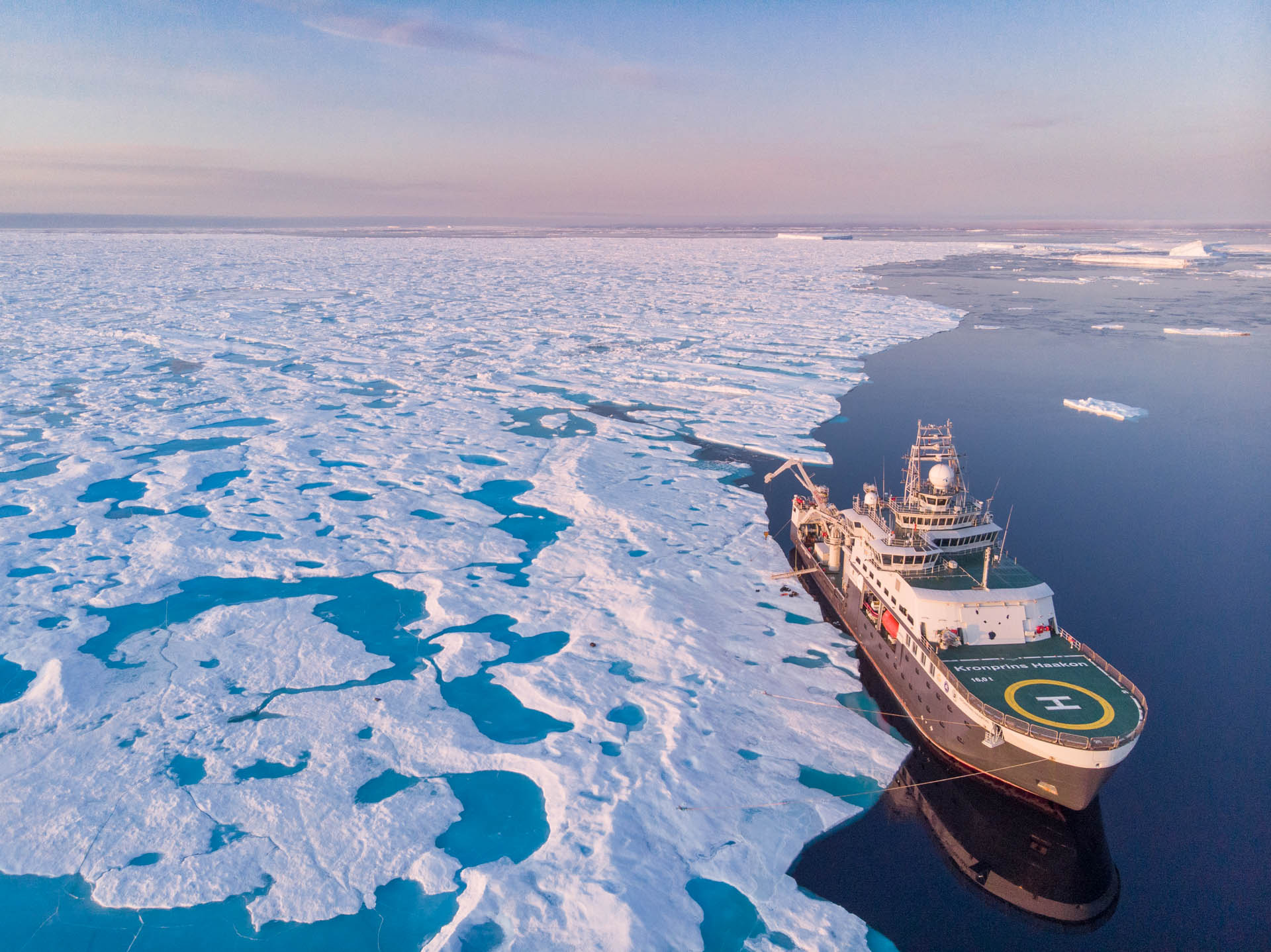 RV Kronprins Haakon in Fram Strait