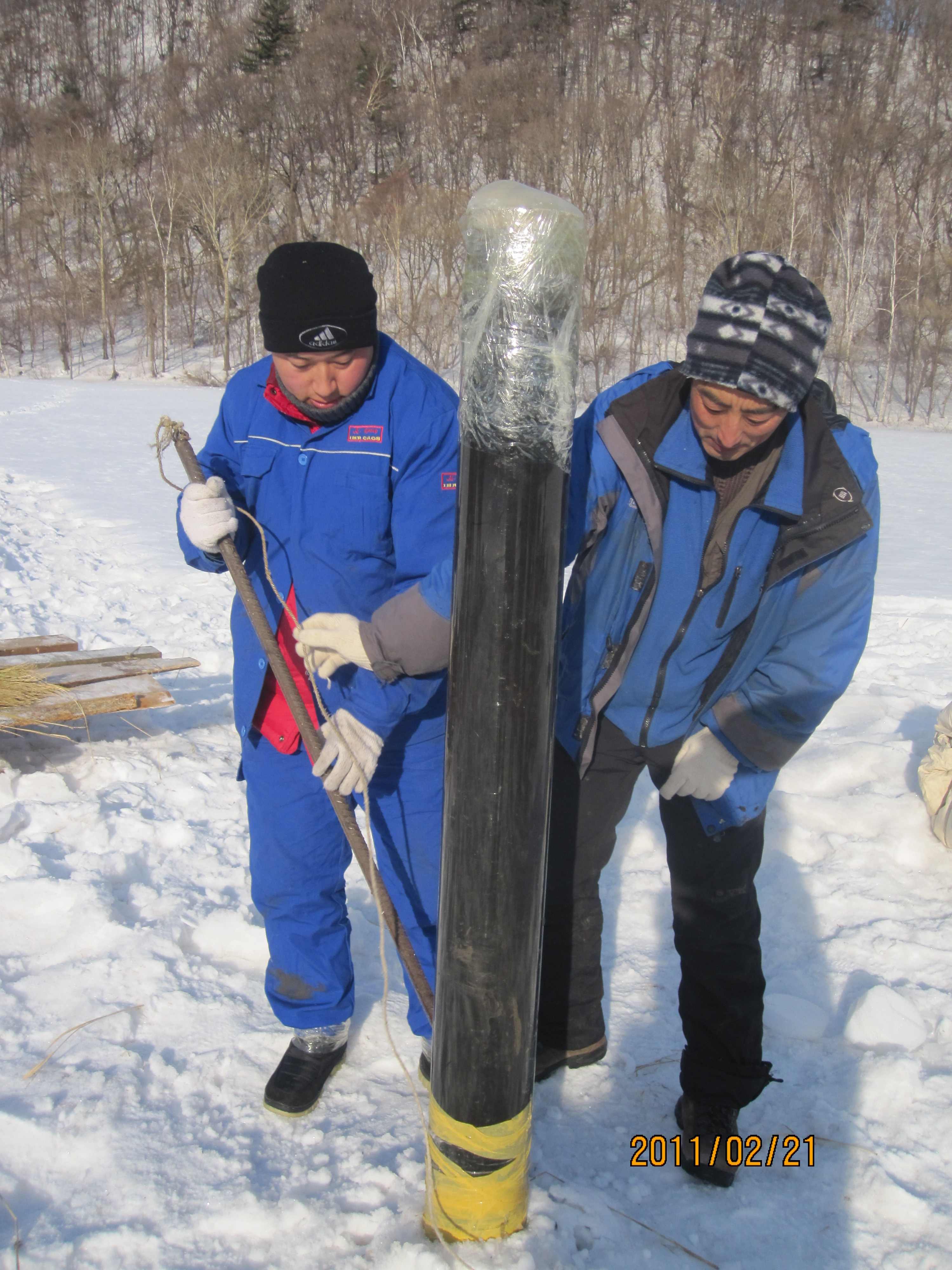 The second drilling field work in Lake Xiaolongwan The second drilling field work in Lake Xiaolongwan