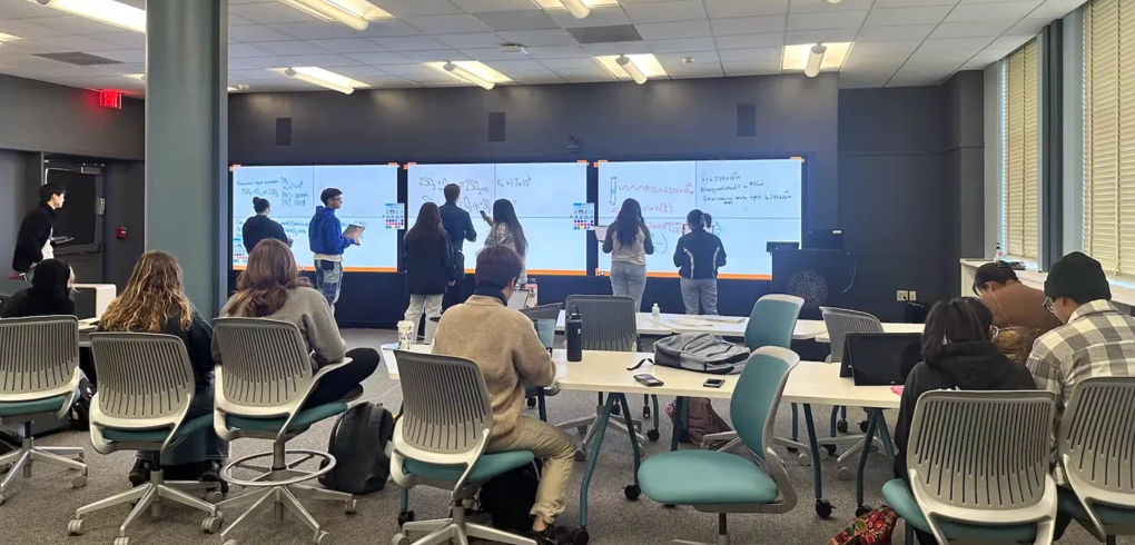 T1V Thinkhub and Planar video wall