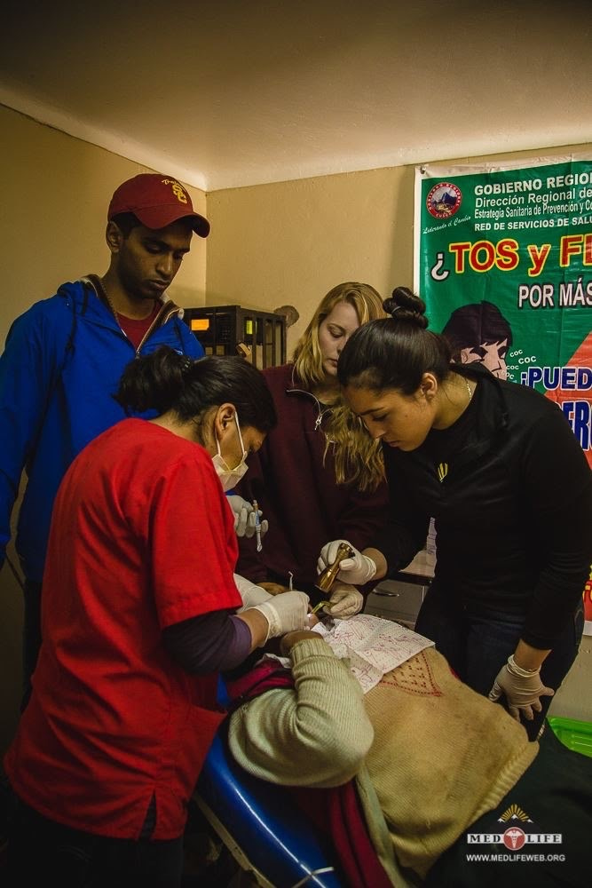 Volunteering with MEDLIFE in Peru