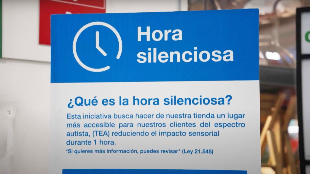 La hora silenciosa es una pausa en la actividad AV intensa de un centro comercial que resulta en un ambiente mas adecuado para personas con TEA.