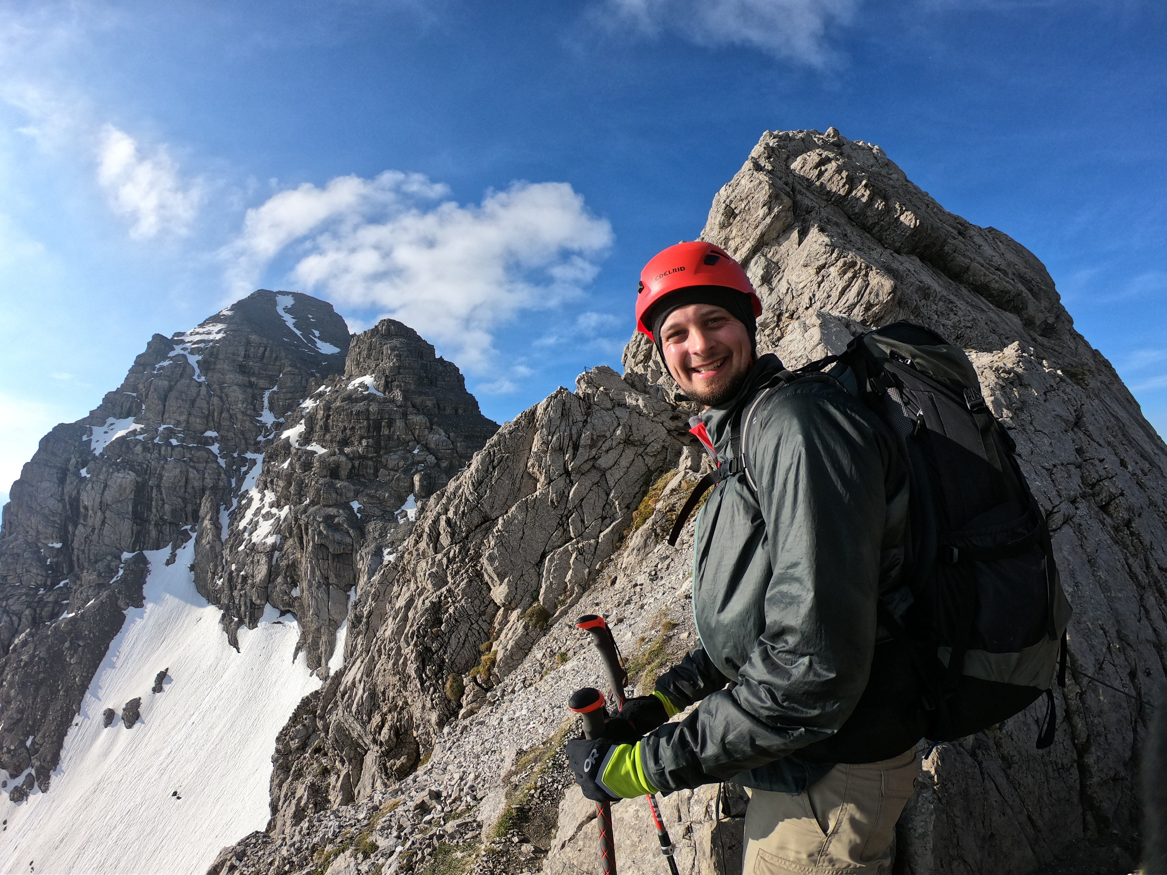 Johannes on the way up to the Hochvogel summit (left in the background). Foto: Riccardo Scandroglio.