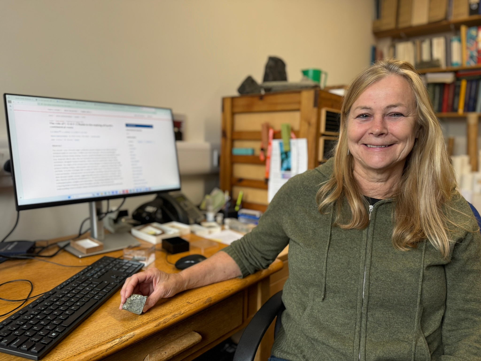 Prof Sally Gibson with the diamond-bearing mantle sample