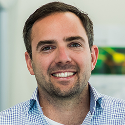 Portrait photo of Dr hab. Sebastian Glatt