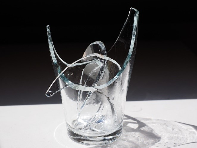 picture of a broken drinking glass