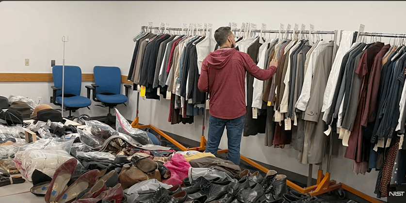 The AD-X2 producers paid close attention to make the look true to the 1940s and 1950s. 