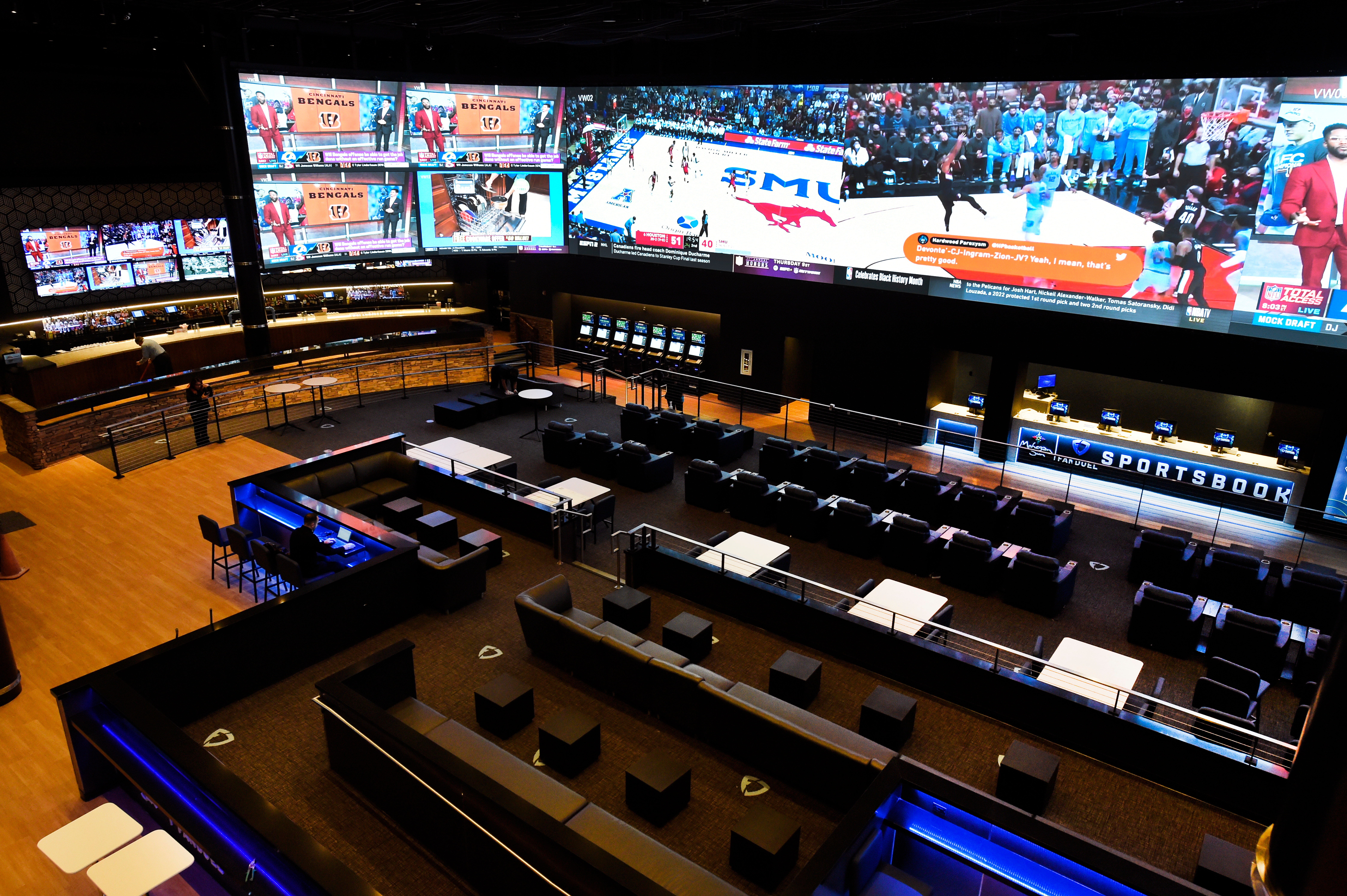 dvLED Video Wall Installation