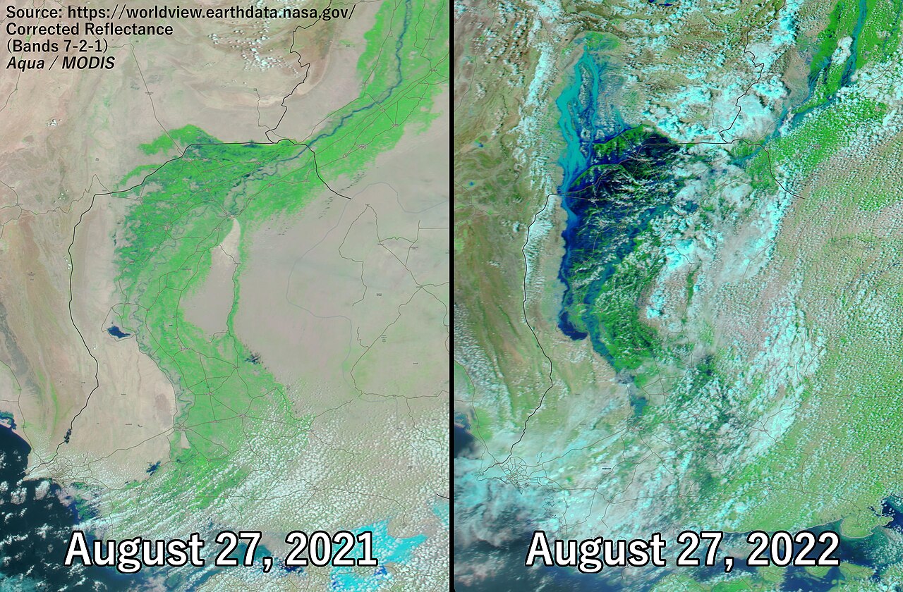 satellite maps comparing pakistan in 2021 and 2022, showing the devastating floods