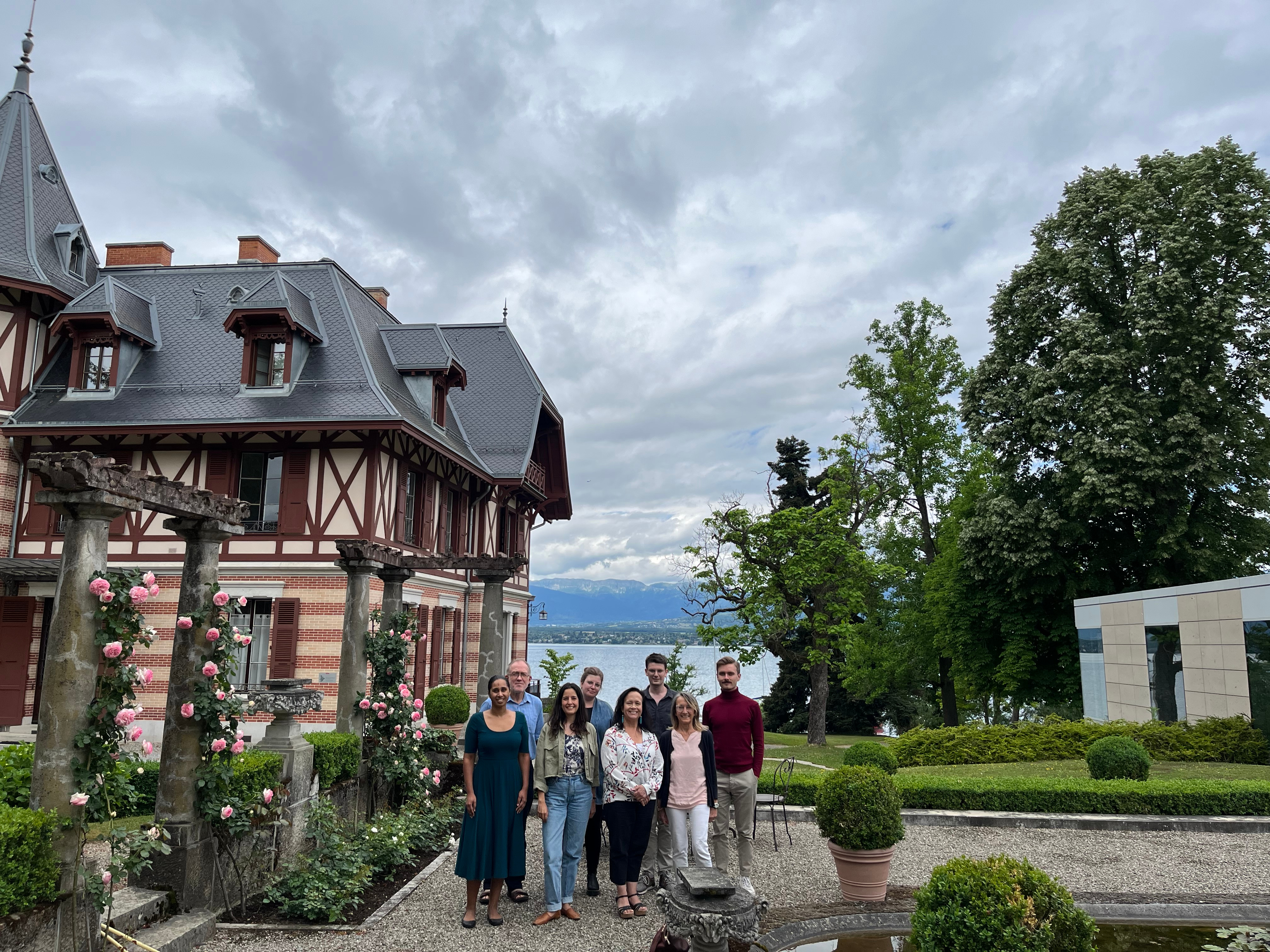 Attendees standing outside the Brocher Foundation buildings