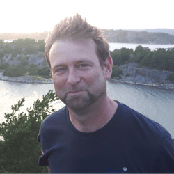 Peter_Scharff_Smith_Headshot