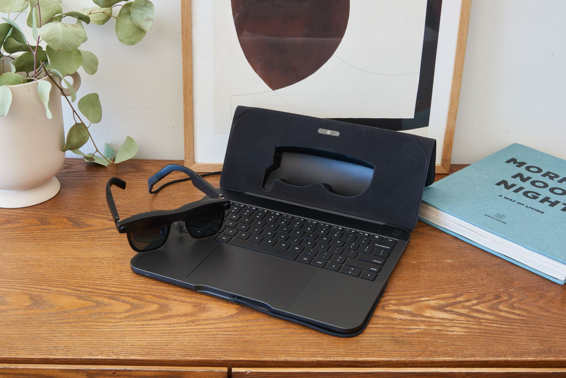 The Spacetop G1 Laptop with AR glasses