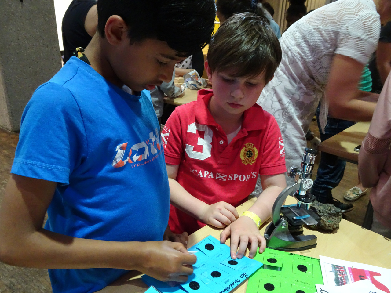 Savanturiers- Science Mentoring the French way