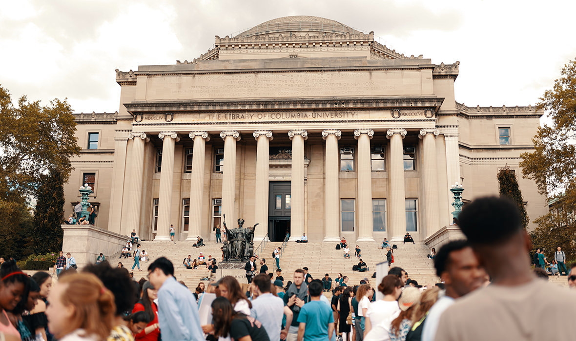 Hira Khanum and Gaby Redondo elected new Co-Presidents of the #LaidlawCBScholars