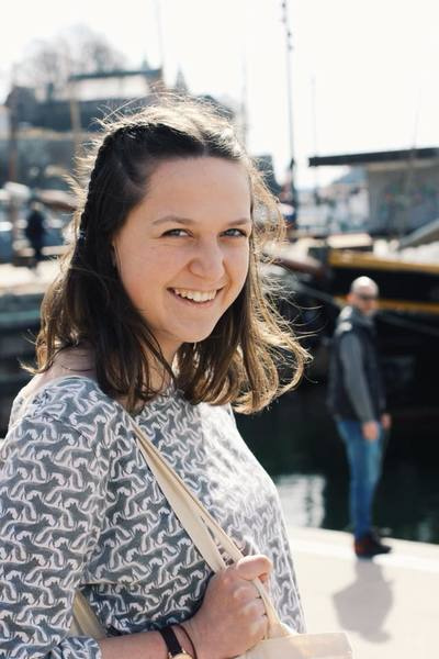 Go to the profile of Lydia Newton