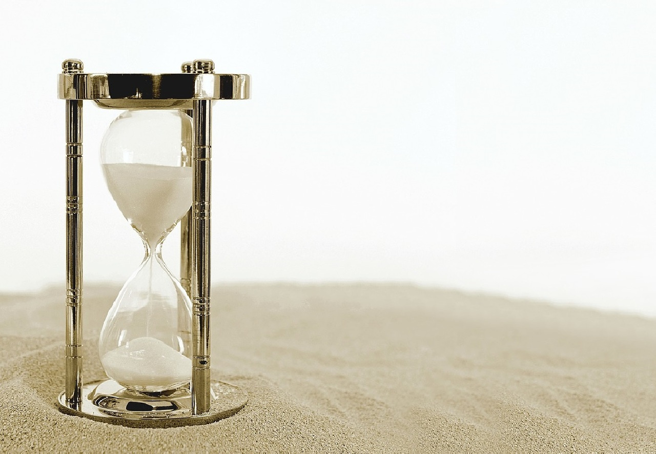 Publishing research or preparing for industry: there is not enough time for both. 