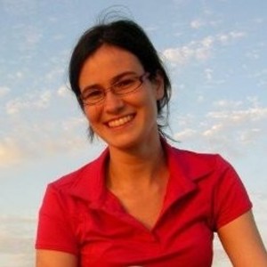 Go to the profile of Valérie René