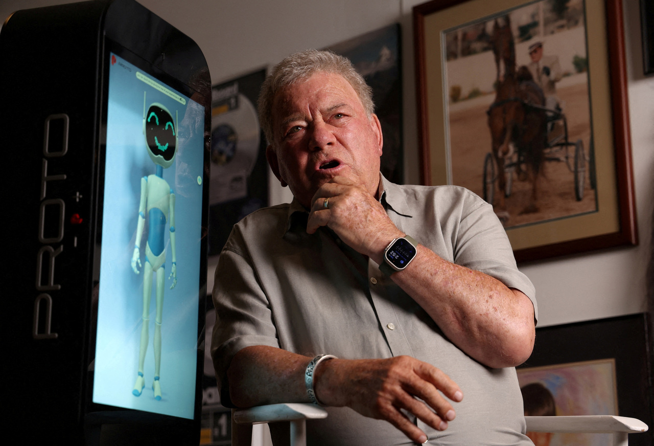 Oh my! William Shatner discusses AI ethics with...an avatar?