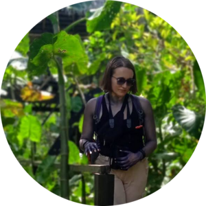 Go to the profile of Fleur