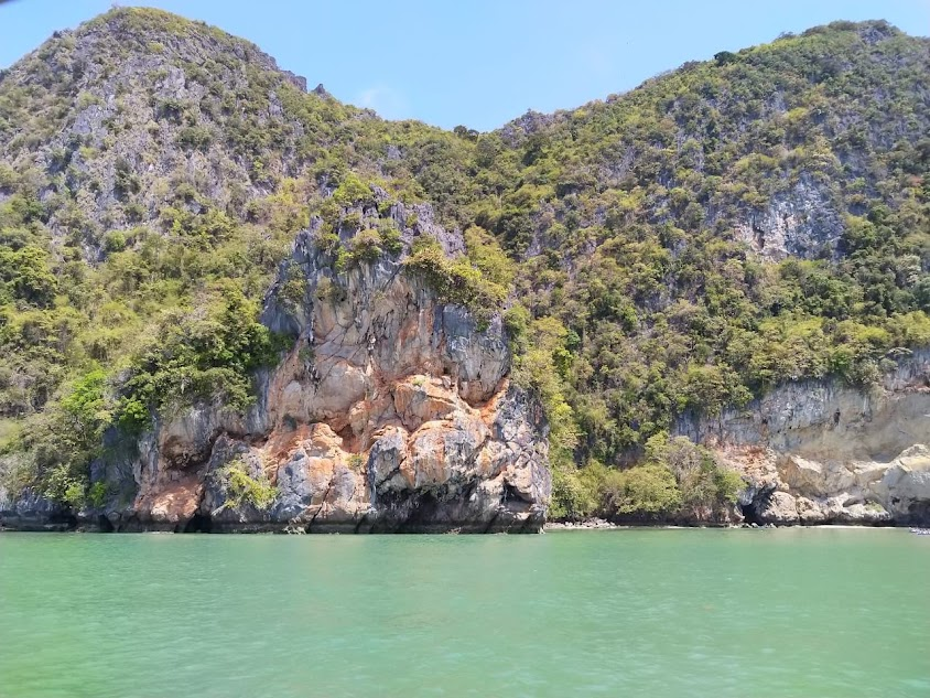 🌍#InternationalRockDay: Celebrating the Earth Beneath Our Feet🌍