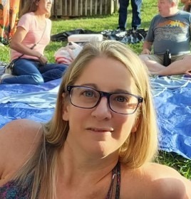 Go to the profile of Erin Budnik