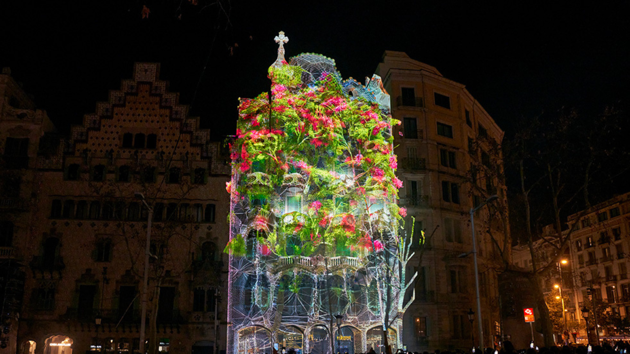 Around the World in Projection Mapping: Casa Batlló’s 2025 Mapping Delights Over 110,000 Guests