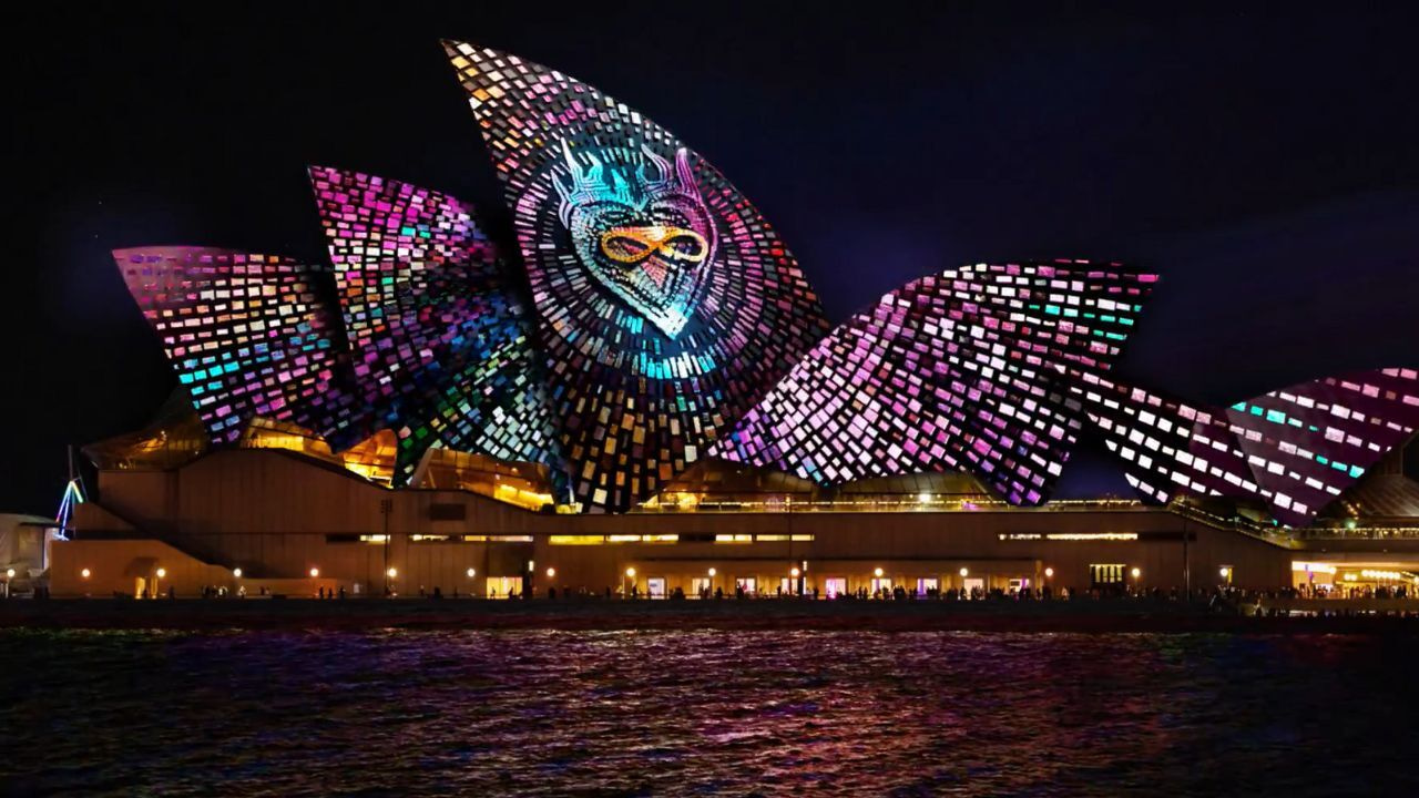 Around the World in Projection Mapping: The Sydney Opera House as a Canvas of Light