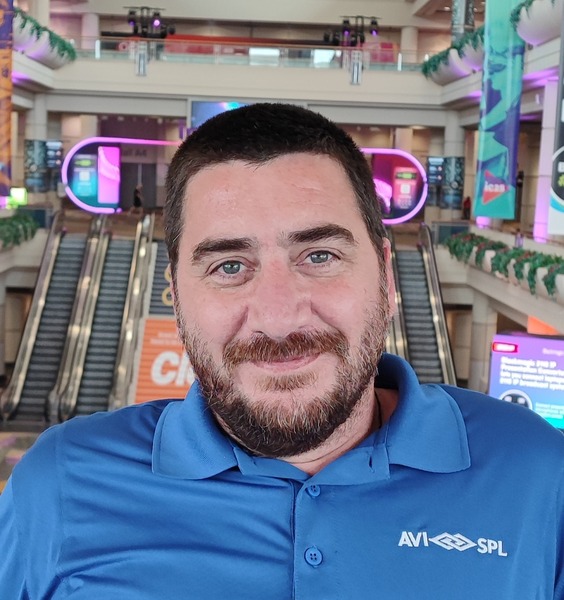 Go to the profile of Martín Corró