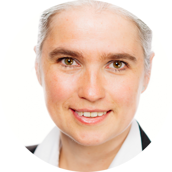 Go to the profile of Éva Lőrinczi