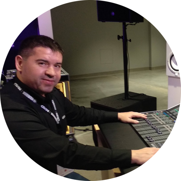 Go to the profile of Sérgio Oliveira