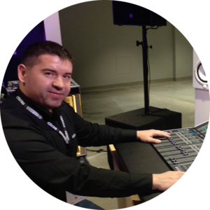 Go to the profile of Sérgio Oliveira