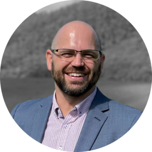 Go to the profile of Ian Skuse