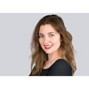 Go to the profile of Faye Lipson