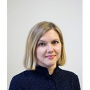 Go to the profile of Jenny Ross