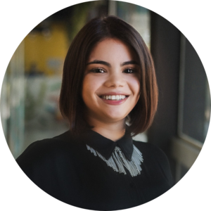 Go to the profile of Ana Julia Oliveira