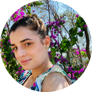 Go to the profile of Liliana