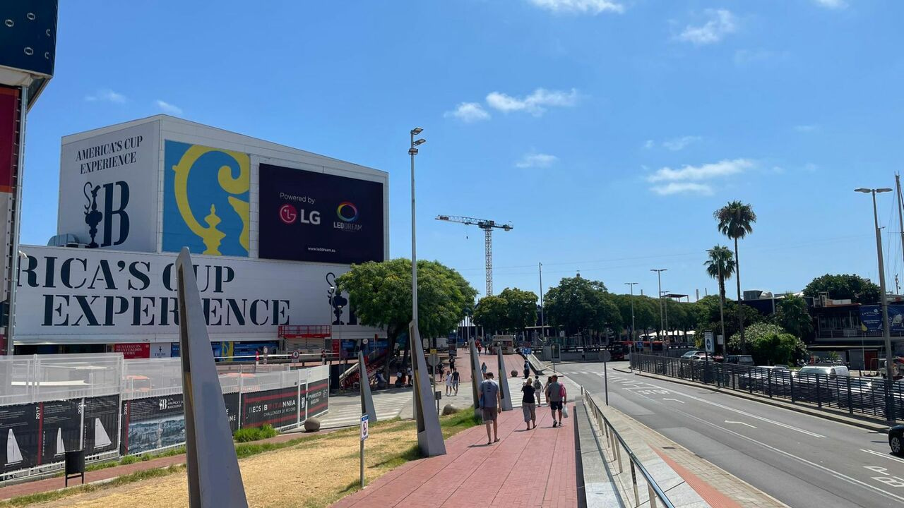 LG DESPLIEGA TODA SU VANGUARDIA TECNOLÓGICA EN LA ÚNICA PANTALLA LED EXTERIOR DE BARCELONA