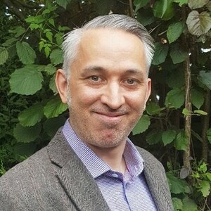 Go to the profile of Ross Edwards