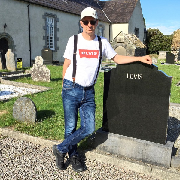 Go to the profile of Simon Sprott