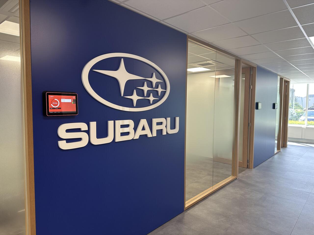 Case study: Subaru Belux creates smart office environment