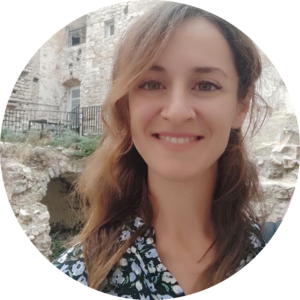 Go to the profile of Manya