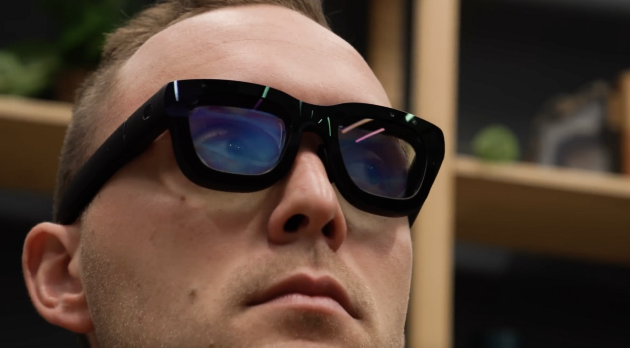 Meta's Prototype AR Glasses Have Micro LED Projectors