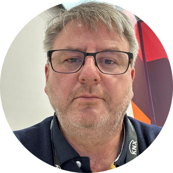 Go to the profile of Derren Miller-Price