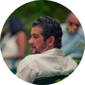 Go to the profile of Alberto Gonzalez