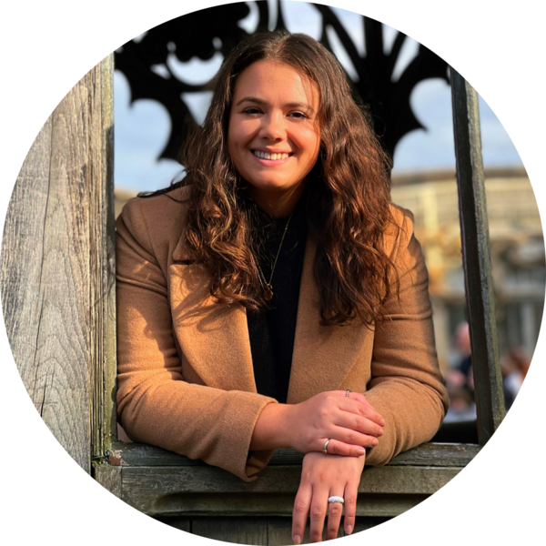 Go to the profile of Selina Hüttner