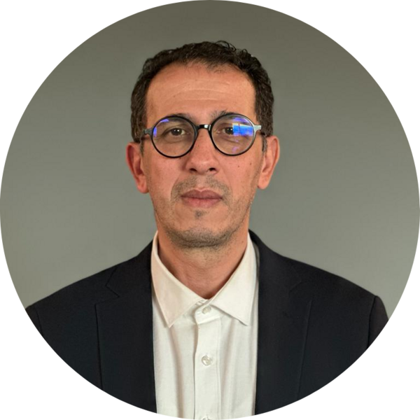 Go to the profile of Ilias arier