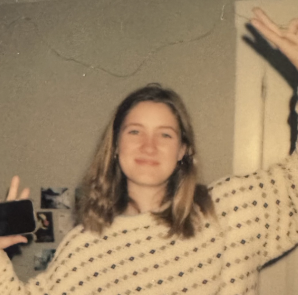 Go to the profile of Alexa Pil